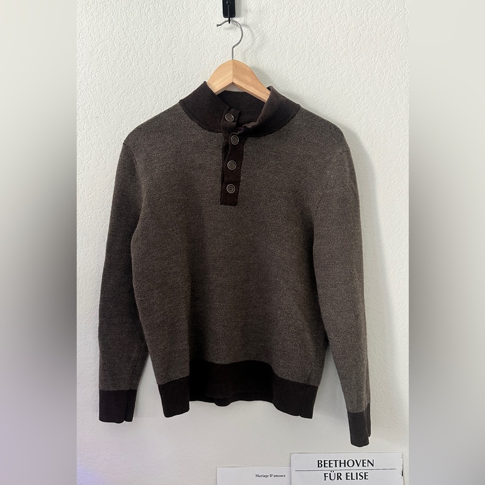 UNTUCKit Mens 100% Extrafine Merino Wool 1/4 Button Mock Neck Sweater Brown